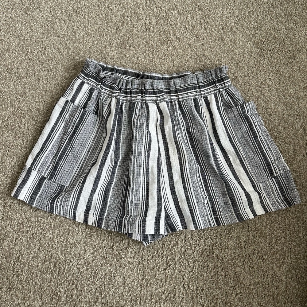 Striped Bag Shorts- Large